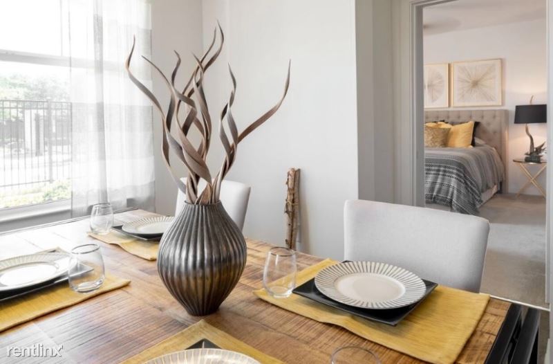 Foto del edificio - 2 br, 2 bath Townhome - 1113 S Hugh Wallis Rd