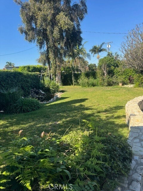 Foto del edificio - 1200 W Rowan St