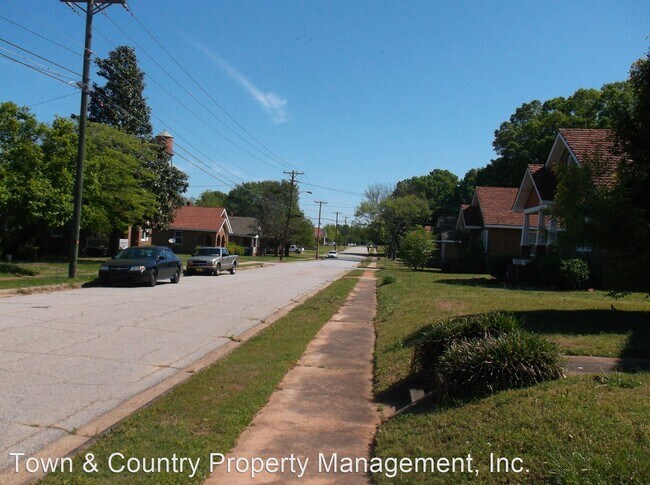 Foto del edificio - 2 br, 1 bath House - 505 Bolt Ave