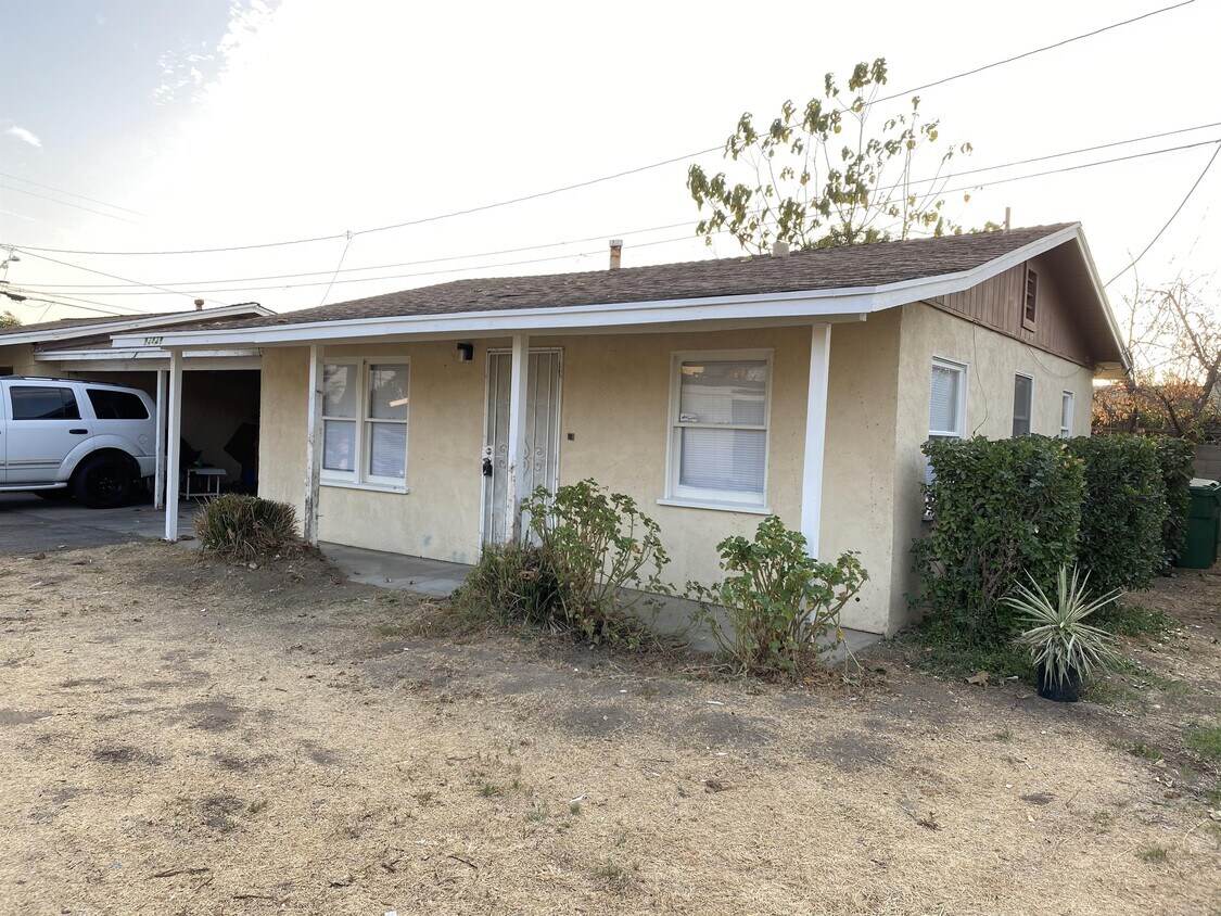 Foto principal - 24448 Myers Ave