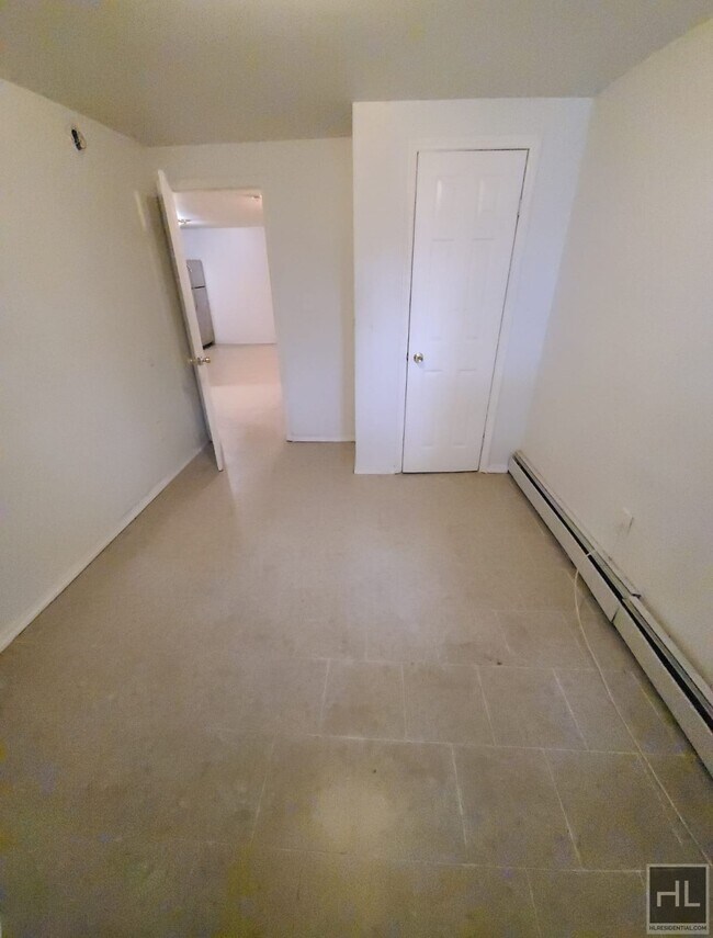 Building Photo - Spacious 2 Bedrooms in East Flatbush