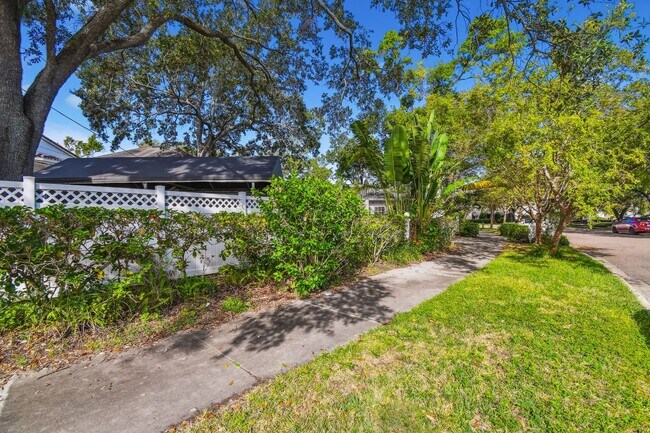 Building Photo - Beautiful Home on Davis Island