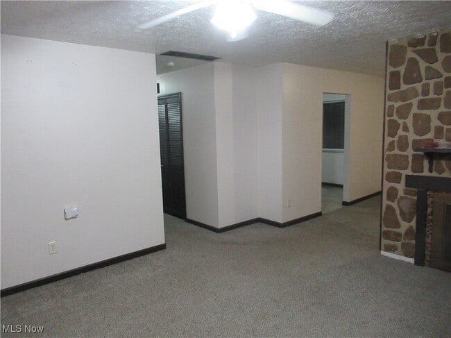 Building Photo - 6525 Seneca Trail