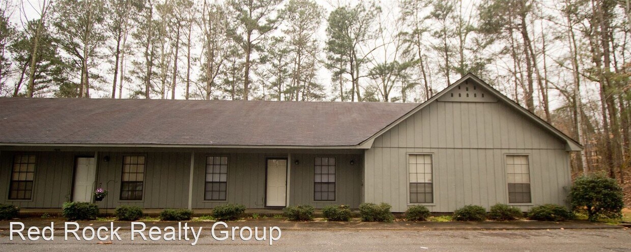 Primary Photo - 1934-1940 Harrison Dr