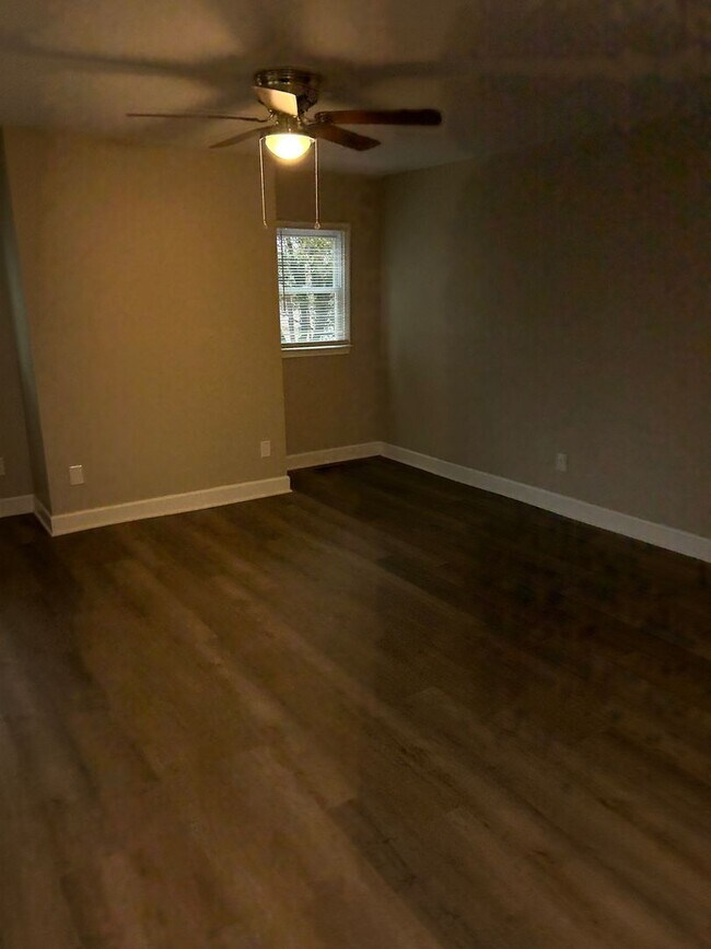 Foto del edificio - 416 Ross St