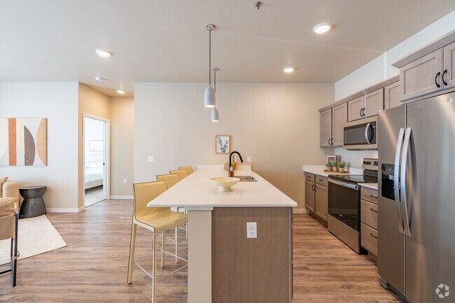 2HAB, 2BA - 1,125 ft² - 10Bedrock Apartments