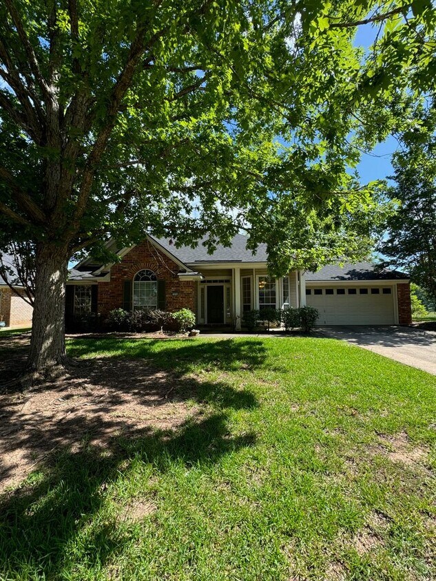 Primary Photo - Rental Property in Bossier City