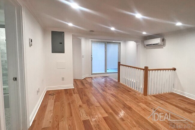 Foto del edificio - 173 Clinton St