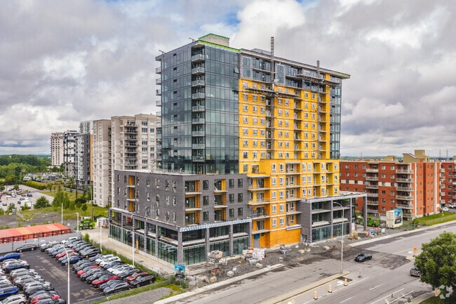 Building Photo - Nevea Laval