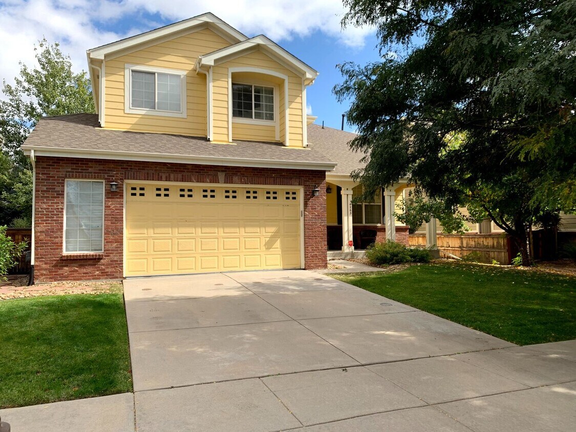 Foto principal - Spacious 3Bd Home in the Broadlands