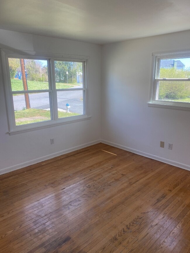 Photo - 1821 Taylor St Apartment