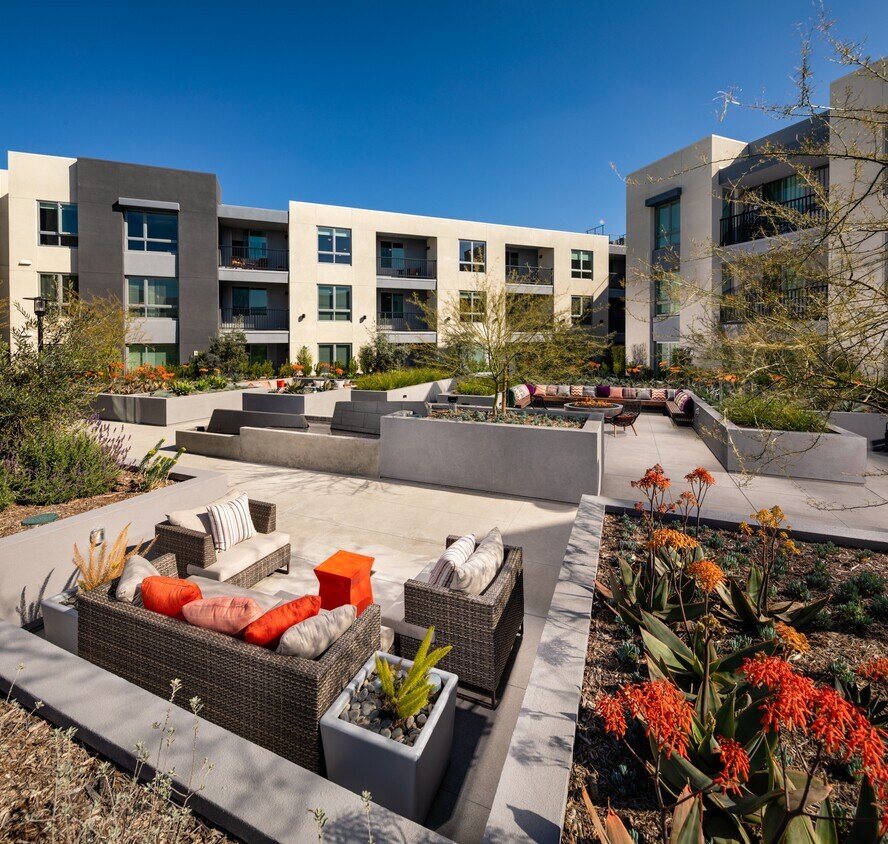 The Weddington Apartments in North Hollywood, CA