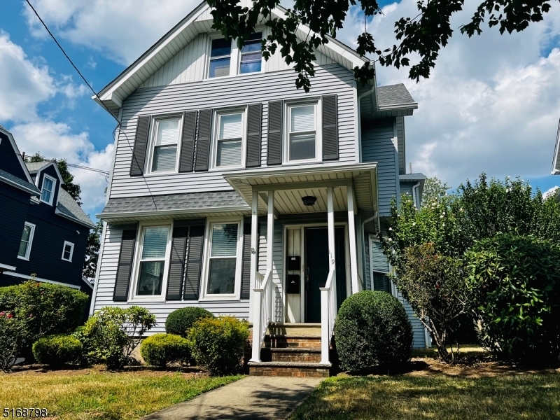 Primary Photo - 119 Claremont Ave