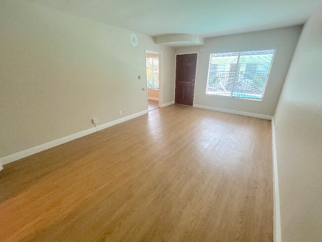 Foto del edificio - 2115 Placentia Ave