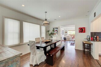 Building Photo - 333 3rd St