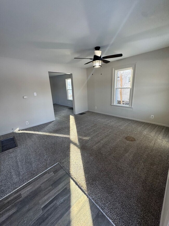 Foto del edificio - 1620 Jessie Ave