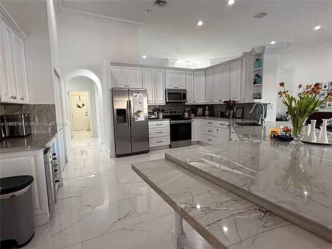 Foto del edificio - 13742 NW 16th St