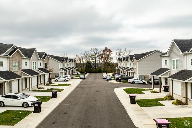 Building Photo - Parkview Townhomes Apartments