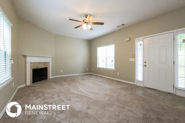 Building Photo - 4064 Robin Cir