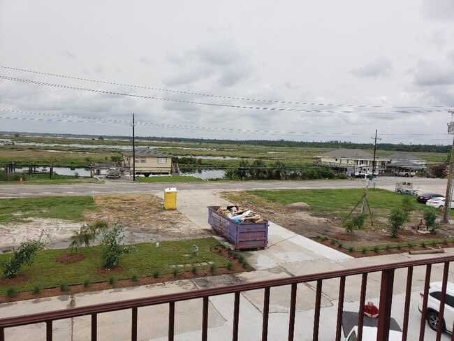 Building Photo - 4504 Pontchartrain Dr