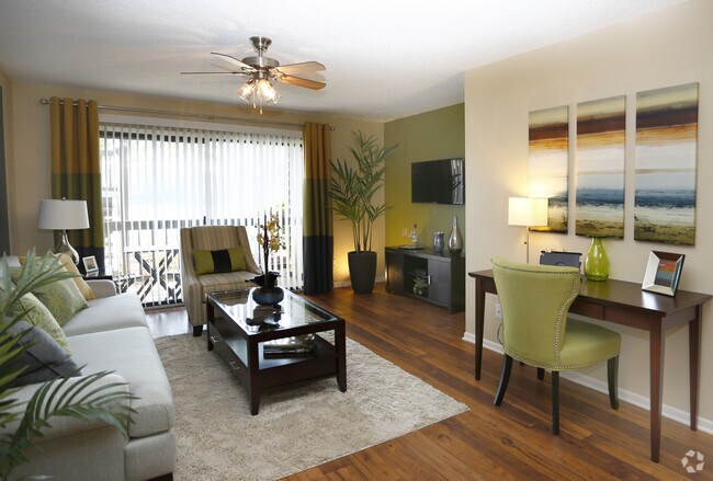 Sala de estar - View At Mandarin