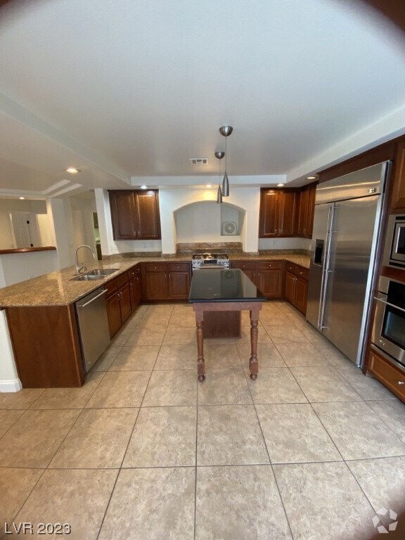 Blue Diamond Springs Apartments for Rent with Parking Las Vegas, NV 1 Rentals