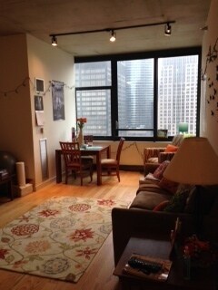 Primary Photo - 235 W Van Buren St