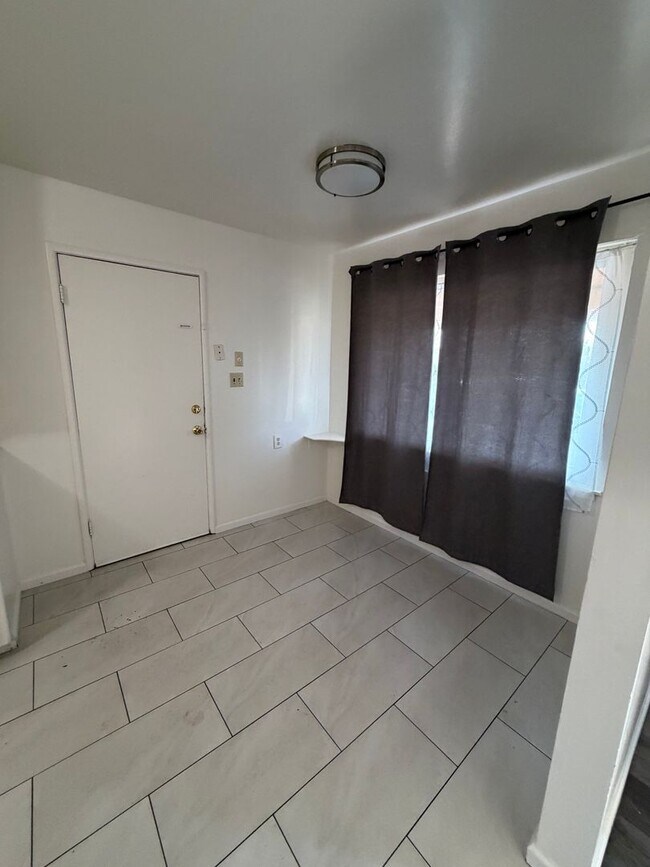 Foto del edificio - 5509 57th St