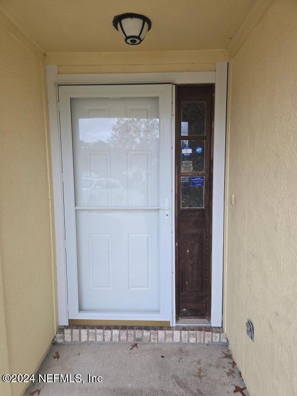 Building Photo - 8040 Macinnes Dr E