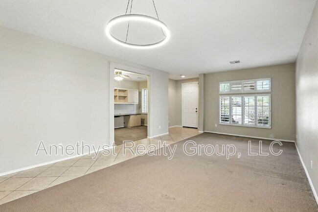 Foto del edificio - 2313 W Bonanza Ln