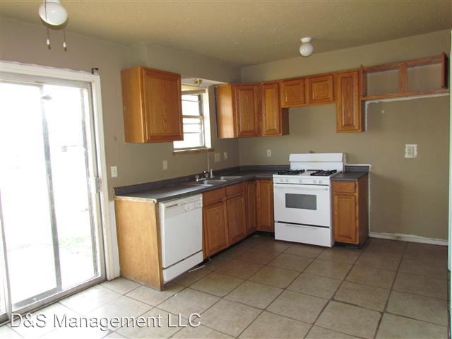 Building Photo - 312 NW 89th St