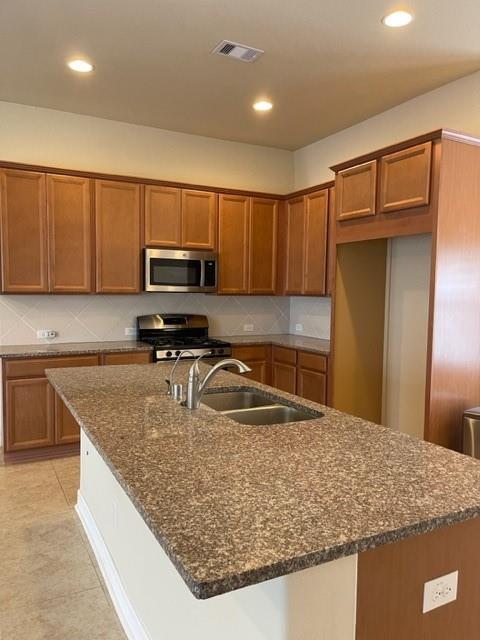 Foto del edificio - 17206 Fable Springs Ln