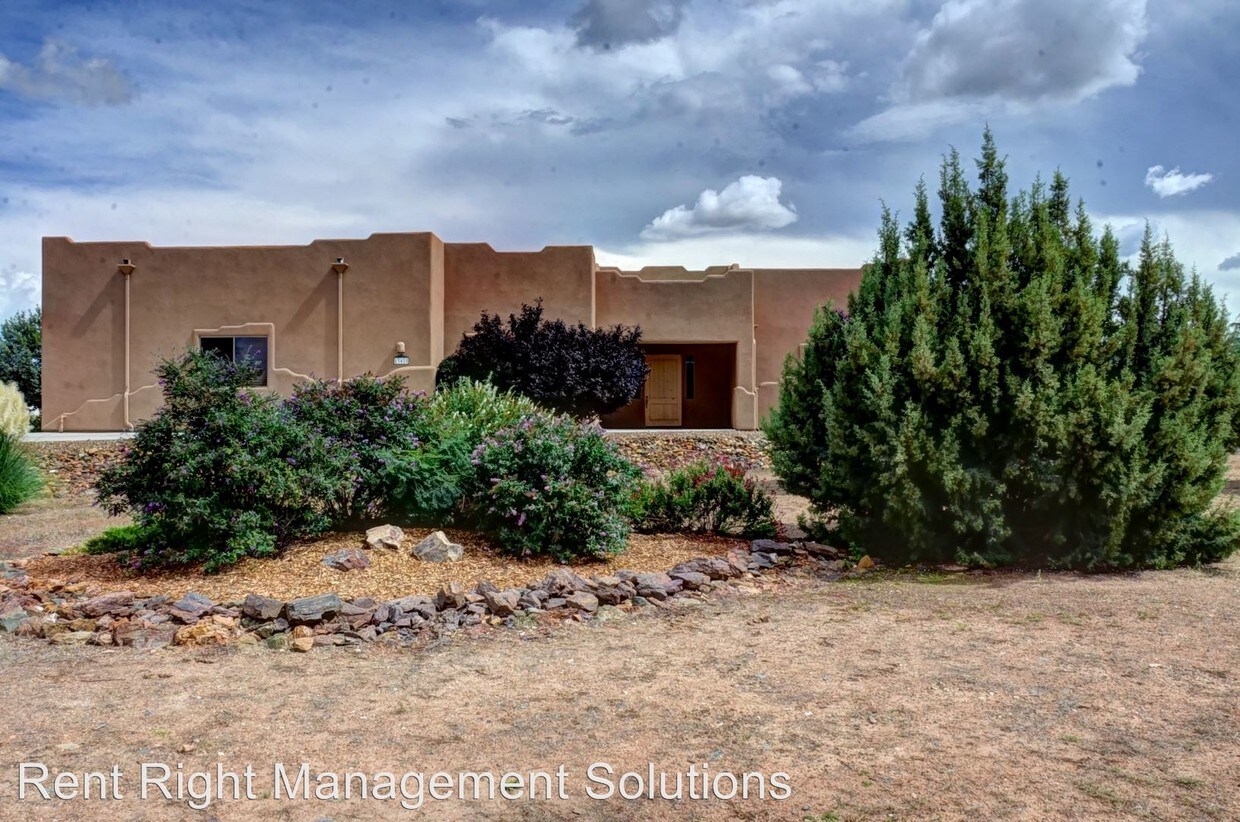 Foto principal - 4 br, 3.5 bath House - 13425 N. Trail Blazer