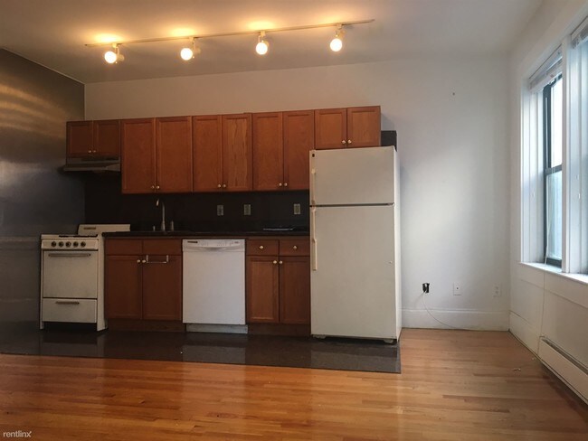 Building Photo - 100 Warrenton St