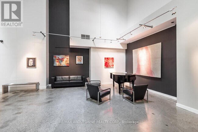 Photo du bâtiment - 155 Dalhousie St