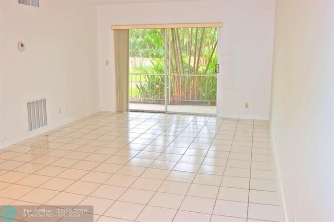 Foto del edificio - 634 NW 13th St