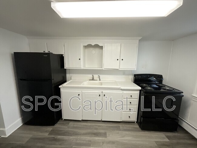 Foto del edificio - 932 W Princess St