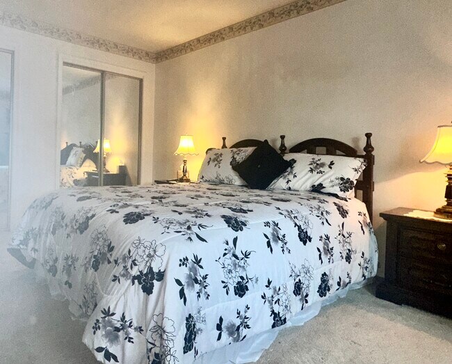 Bedroom - 76 Farm Rd
