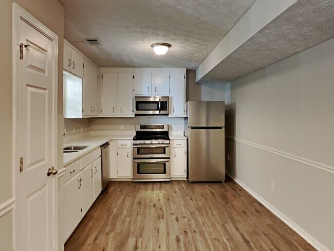 Foto del edificio - 3718 Cherokee Overlook Dr