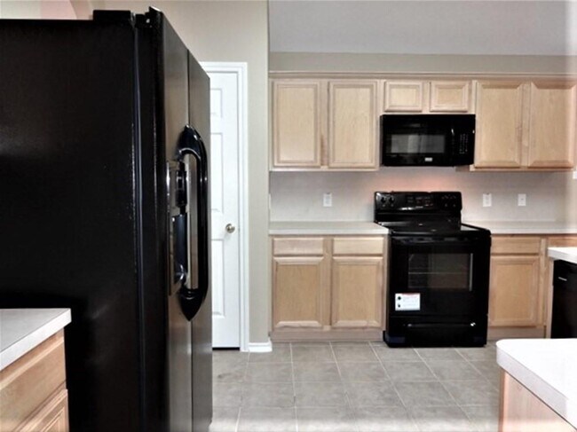 Building Photo - 6727 Atasca Creek Dr