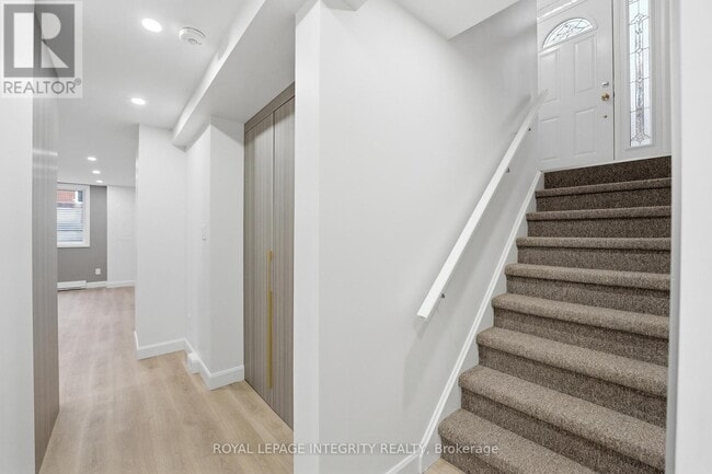 Building Photo - 2291 Badger Crescent