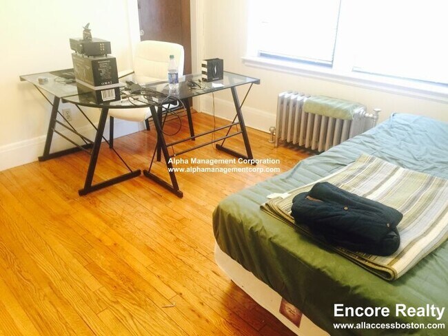 Foto del edificio - 349 Pleasant St