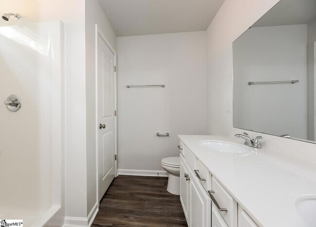 Foto del edificio - 476 Thomas Aly