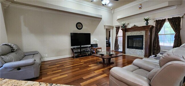 Foto del edificio - 1209 SE Phoenix St