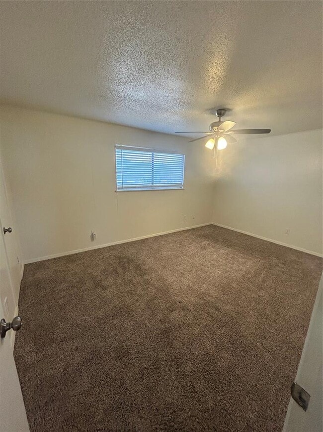 Building Photo - 3703 Harmon Ave