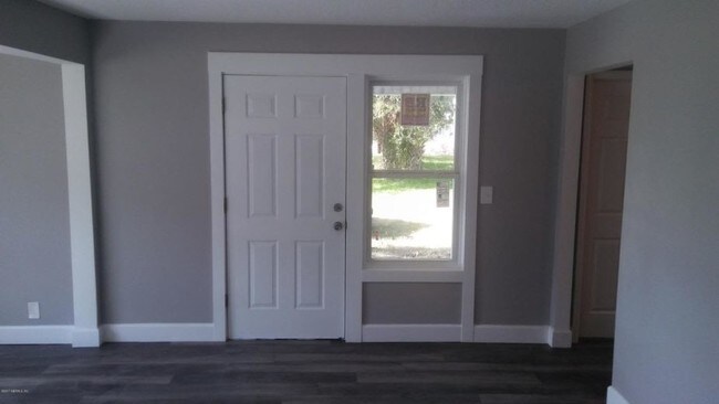 Foto del edificio - 1451 Ferris St