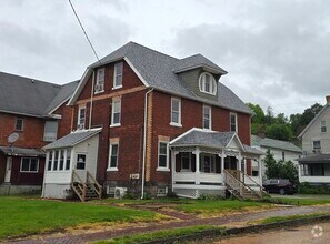 Building Photo - 499 E High St