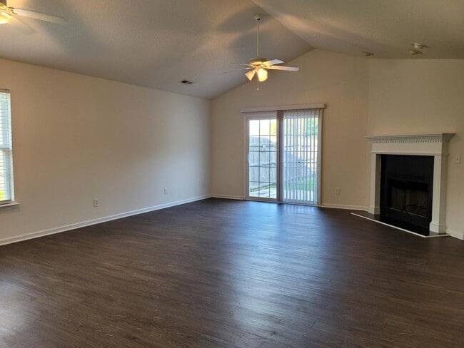 Photo - 1203 Wyngate Dr House