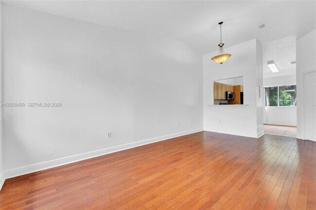 Foto del edificio - 7851 NW 6th St