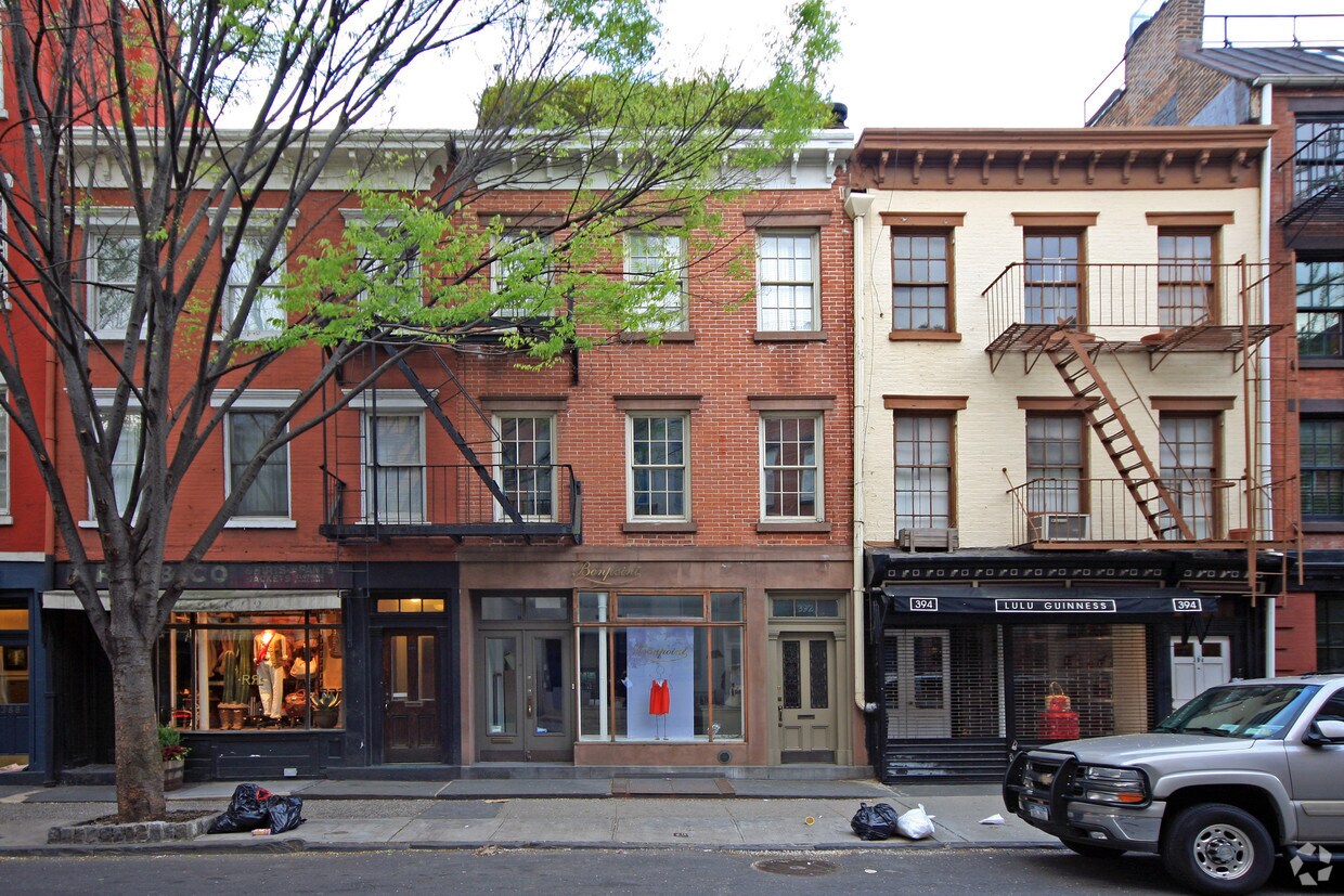 Primary Photo - 392 Bleecker St